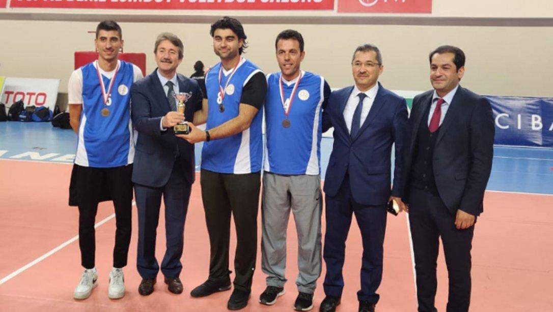 Türkiye Öğretmenler Kupası Turnuvası'nda İlçemiz Şampiyon Oldu