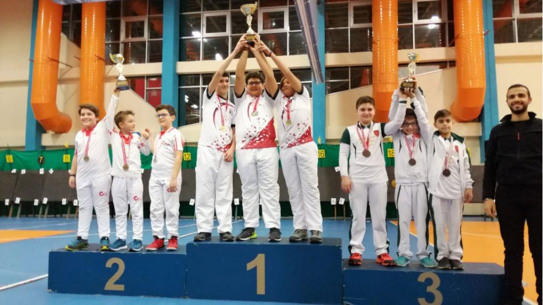 Şehit Abdullah Tayyip Olçok İHO Öğrencisi Okçulukta İstanbul Şampiyonu Oldu