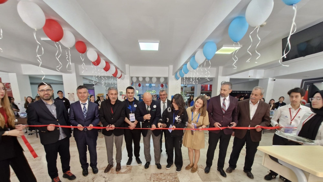 VALİ MUAMMER GÜLER SOSYAL BİLİMLER LİSESİ 2024-2025 TÜBİTAK 4006 BİLİM FUARI