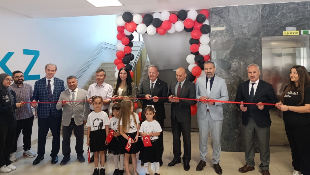 ŞEHİT AHMET YILDIZ ANADOLU LİSESİ 2024-2025 TÜBİTAK 4006 BİLİM FUARI